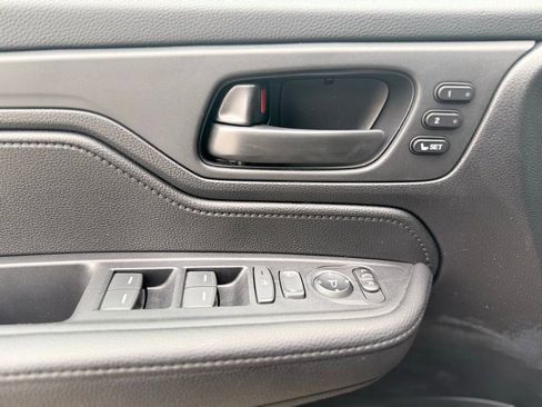 Used 2025 Honda Odyssey Sport-L image 24