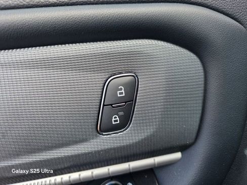 New 2026 Ford Explorer ST-Line image 30