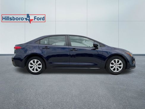 Used 2024 Toyota Corolla LE FWD image 4