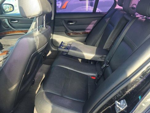 Used 2011 BMW 328i xDrive Sedan AWD/4WD image 11