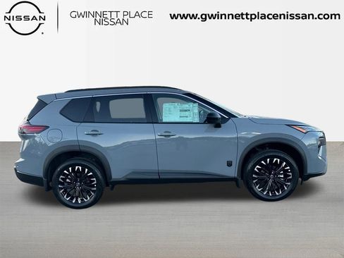 New 2026 Nissan Rogue SV image 4