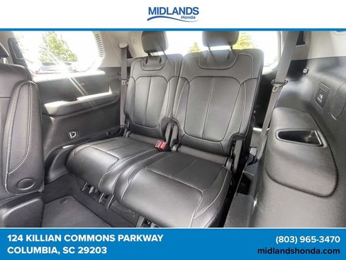 Used 2023 Jeep Grand Cherokee L Limited RWD image 12