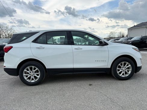Used 2019 Chevrolet Equinox LS image 6