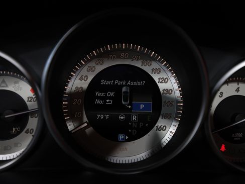 Used 2015 Mercedes-Benz E 400 Cabriolet image 24