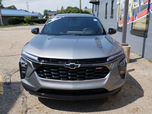 New 2026 Chevrolet Trax RS w/ Driver Confidence Package FWD image 18