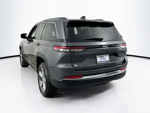 Used 2022 Jeep Grand Cherokee Limited image 7