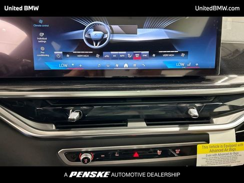 Used 2026 BMW X7 M60i image 19