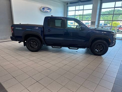 Used 2022 Nissan Frontier PRO-4X w/ Pro-4X Premium Package AWD/4WD image 19