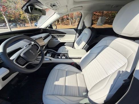 New 2026 Lincoln Nautilus Reserve w/ Jet Appearance Package image 15