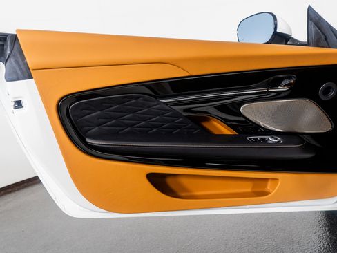 Used 2025 Aston Martin DB12 Coupe image 47