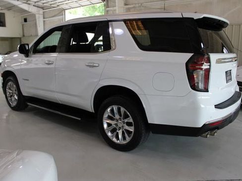 Used 2023 Chevrolet Tahoe Premier AWD/4WD image 7