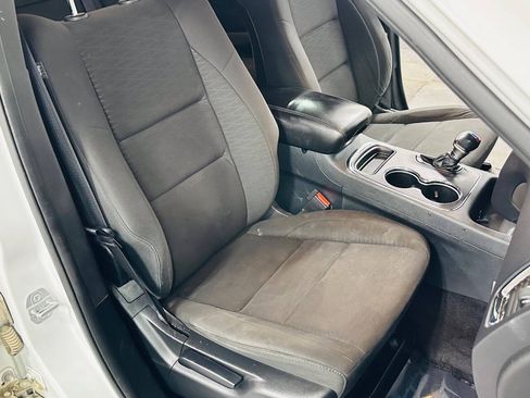 Used 2018 Dodge Durango SXT AWD/4WD image 23