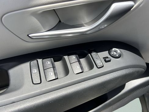 Certified 2024 Hyundai Tucson SE FWD image 22
