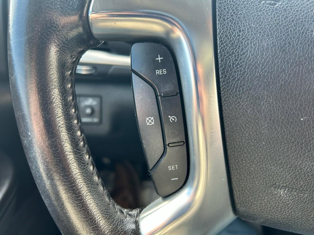 Used 2017 Chevrolet Traverse LT FWD image 20