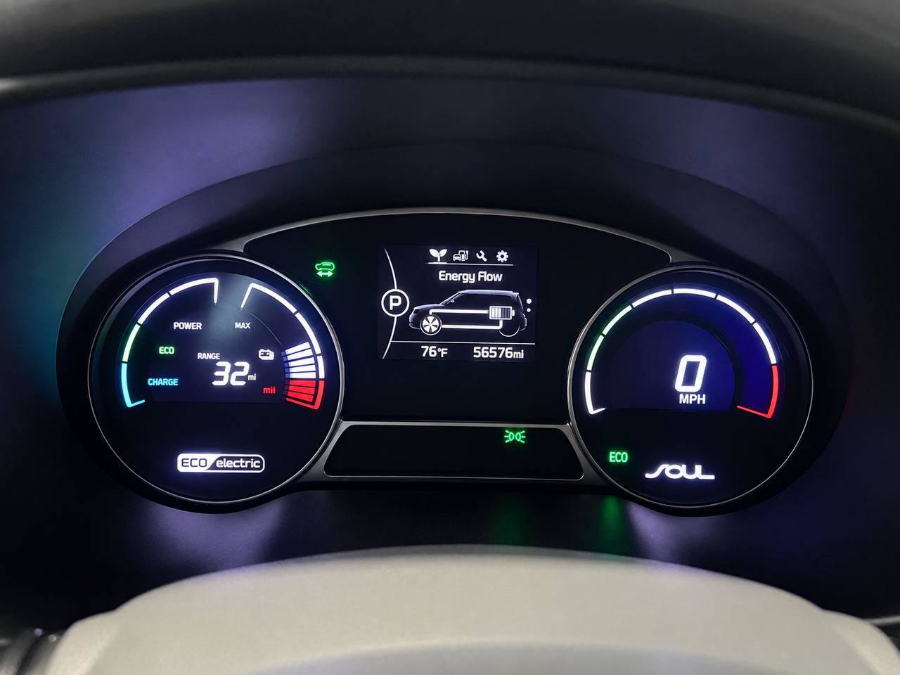 Used 2016 Kia Soul EV FWD image 16