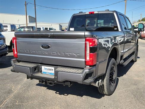 New 2025 Ford F250 Lariat w/ Lariat Ultimate Package image 4