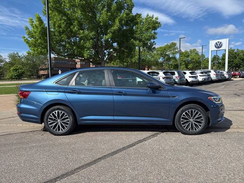 Used 2019 Volkswagen Jetta SEL FWD image 6