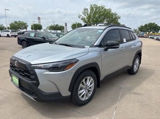 Used 2026 Toyota Corolla Cross LE w/ Moonroof Package video 1