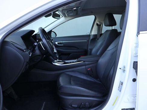 Used 2022 Hyundai Sonata Limited image 8