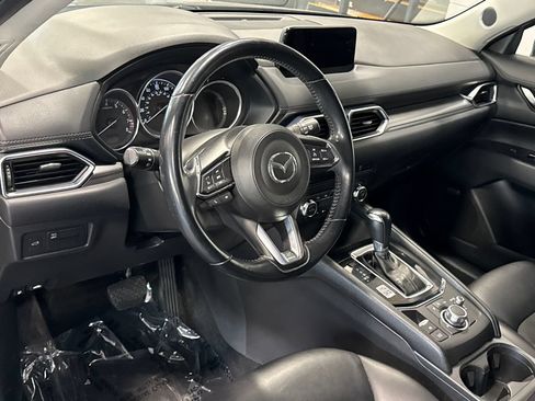Used 2017 MAZDA CX-5 Touring w/ Preferred Equipment Package AWD/4WD image 5