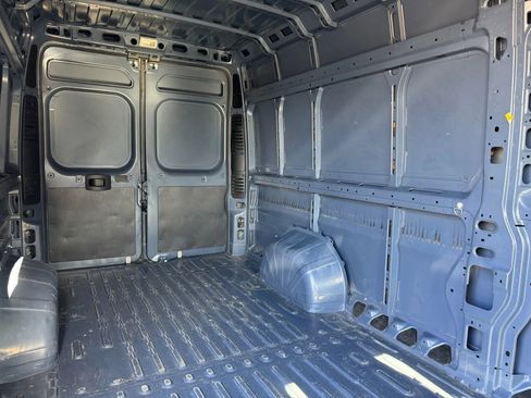 Used 2022 RAM ProMaster 3500 w/ Fleet Safety Group (AWQ) image 16