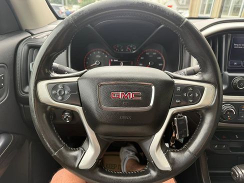 Used 2016 GMC Canyon SLT image 15