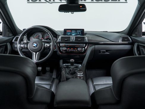Used 2018 BMW M3 RWD image 16