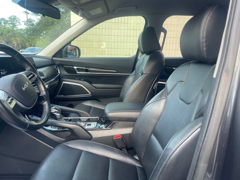 Used 2023 Kia Telluride S FWD image 12