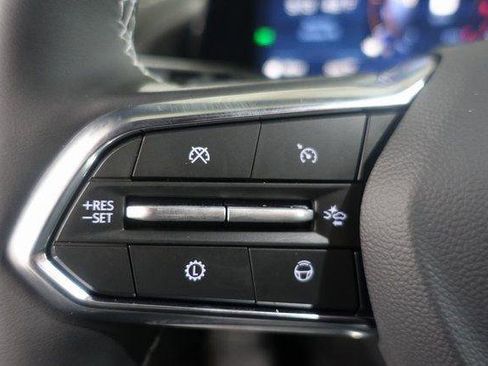 New 2026 Chevrolet Traverse Z71 w/ Enhanced Driving Package AWD/4WD image 13