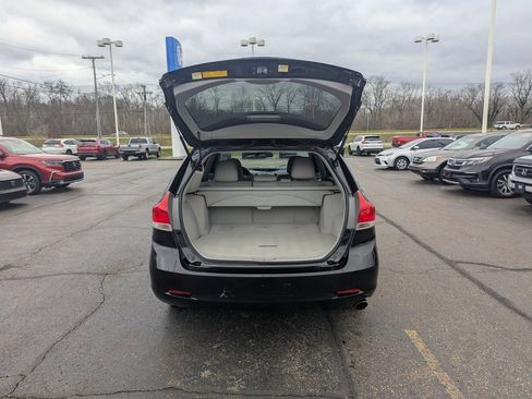Used 2011 Toyota Venza AWD image 13