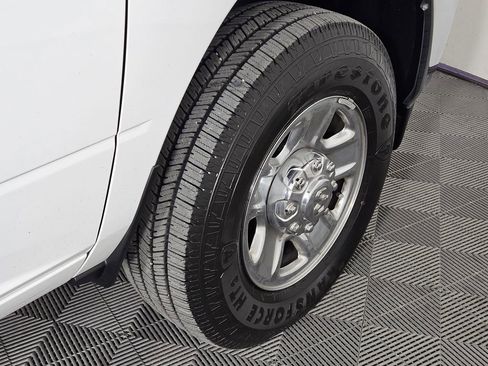 Used 2023 RAM 3500 Tradesman image 9