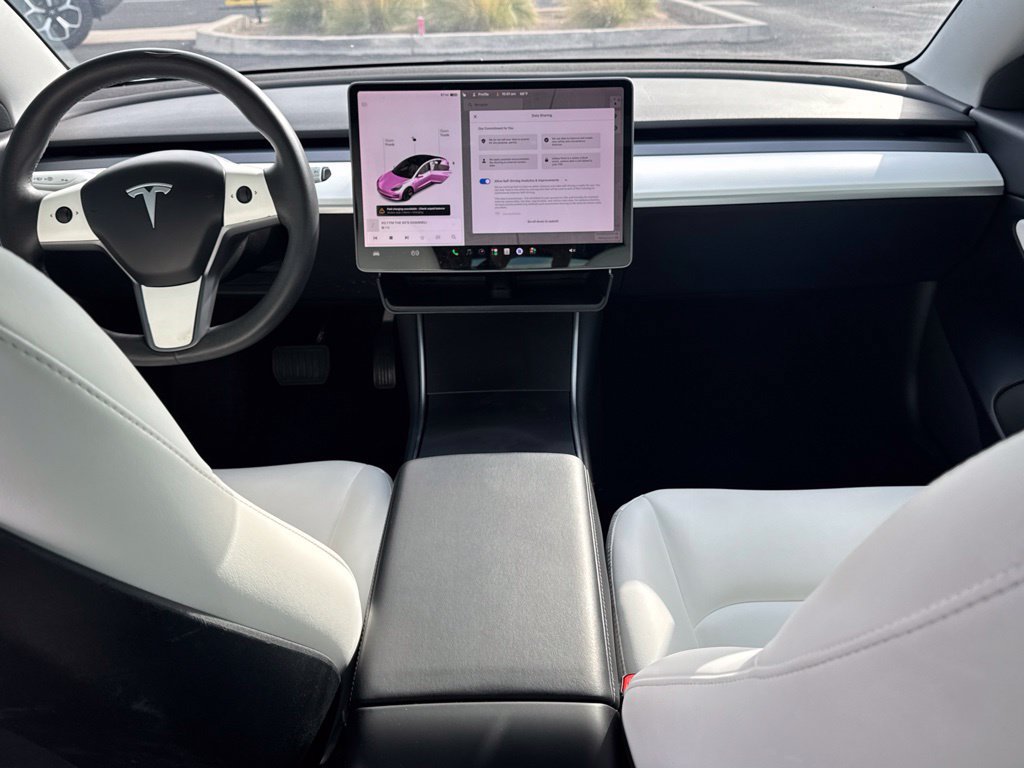 Used 2020 Tesla Model 3 Standard Range Plus RWD image 21