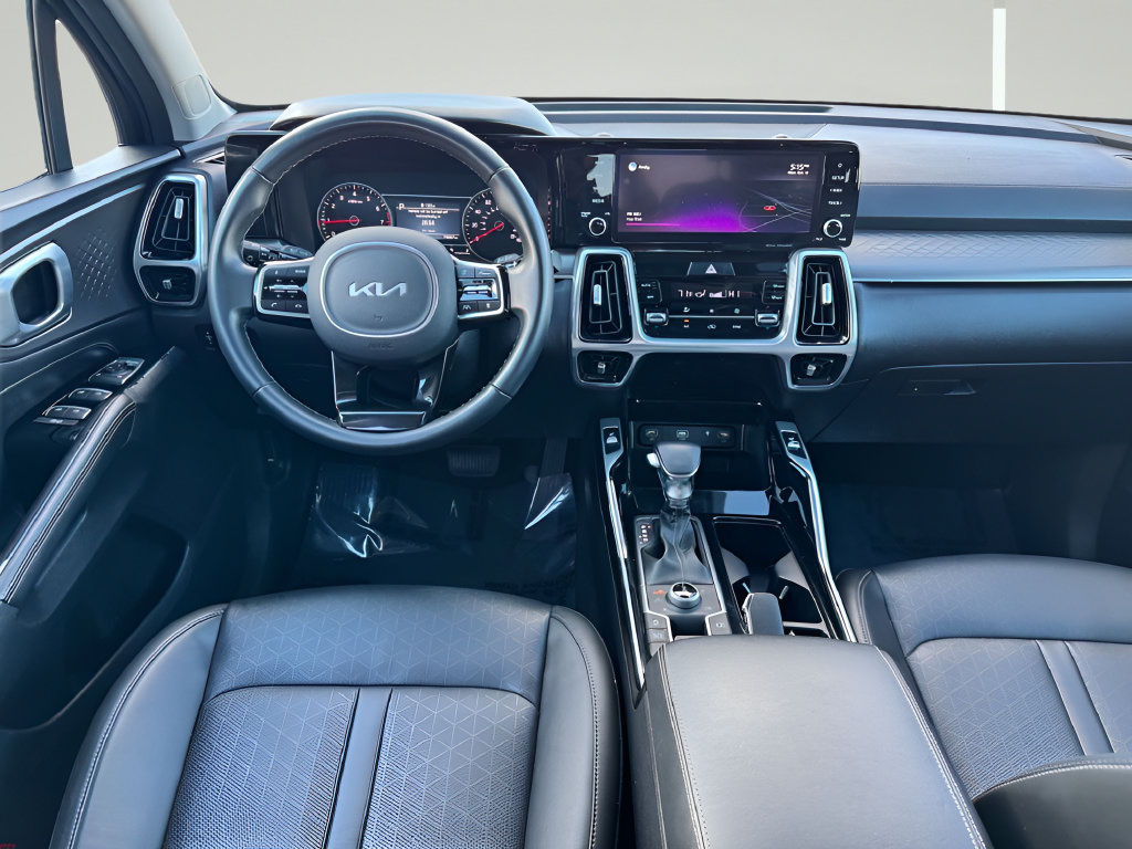Used 2022 Kia Sorento SX AWD/4WD image 9