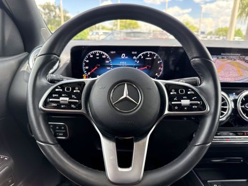 Certified 2023 Mercedes-Benz GLA 250 image 30