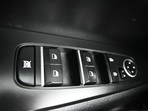 Used 2023 Kia Forte LXS FWD image 25