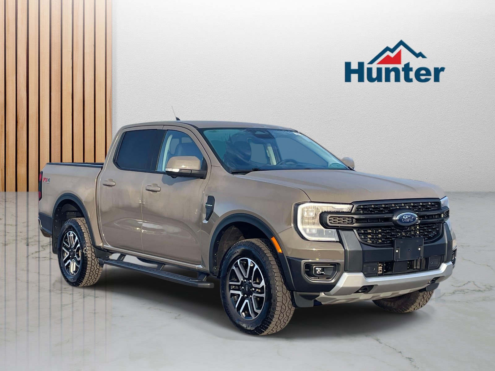 Used 2025 Ford Ranger Lariat w/ FX4 Off-Road Package AWD/4WD image 1
