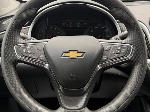 Used 2023 Chevrolet Malibu LT FWD image 18