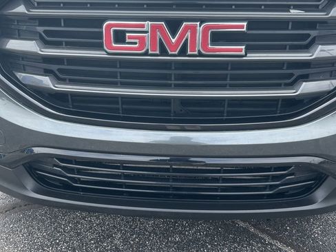 Used 2019 GMC Terrain SLT w/ Preferred Package AWD/4WD image 3