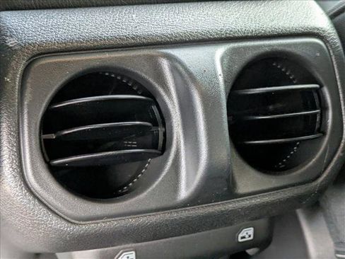 Used 2023 Jeep Wrangler Unlimited Sport AWD/4WD image 16