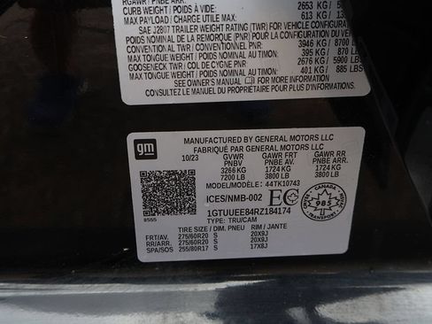 Used 2024 GMC Sierra 1500 AT4 w/ Technology Package AWD/4WD image 56
