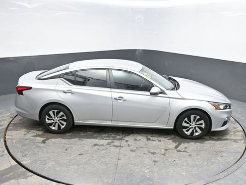 Used 2021 Nissan Altima 2.5 S image 30