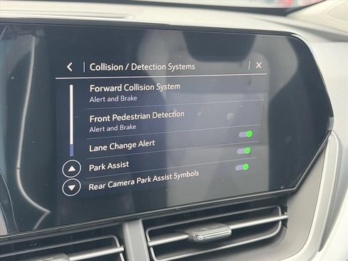 New 2026 Chevrolet Trax LS w/ LS Convenience Package FWD image 13
