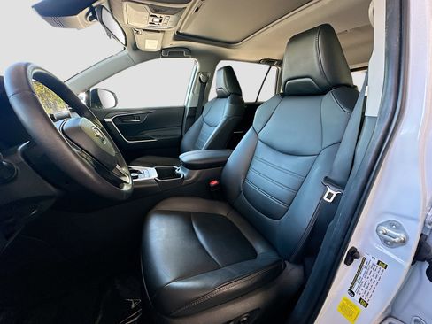 Used 2023 Toyota RAV4 XLE Premium AWD/4WD image 20