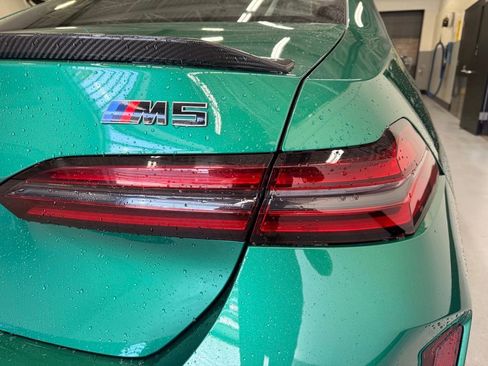 Used 2025 BMW M5 AWD/4WD image 5