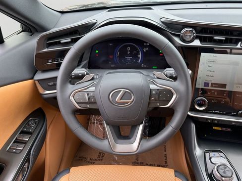 Certified 2025 Lexus RZ 450e image 16