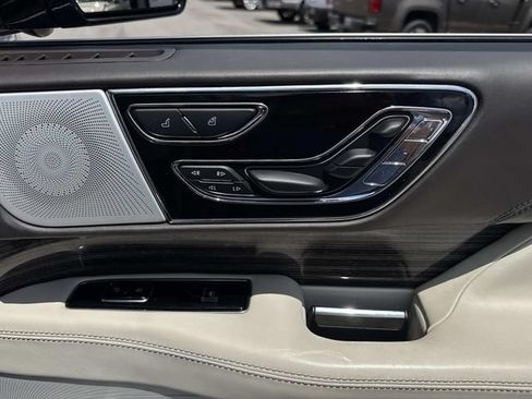 Used 2023 Lincoln Navigator L Black Label AWD/4WD image 12