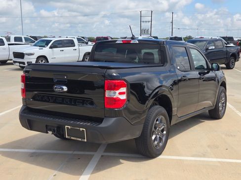 Used 2024 Ford Maverick XLT FWD image 3