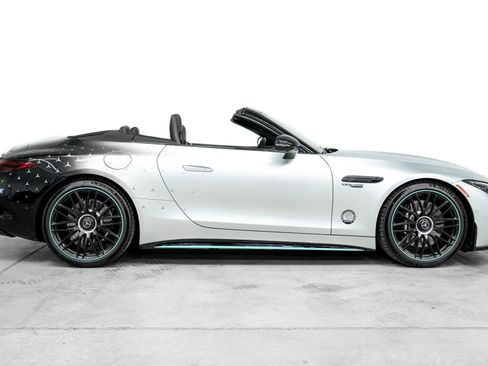 Used 2024 Mercedes-Benz SL 63 AMG 4MATIC image 41