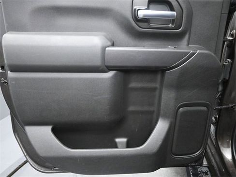 Used 2020 Chevrolet Silverado 2500 Custom w/ Custom Value Package image 14