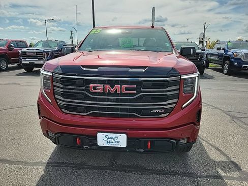 Used 2025 GMC Sierra 1500 AT4 w/ AT4 Premium Package AWD/4WD image 2